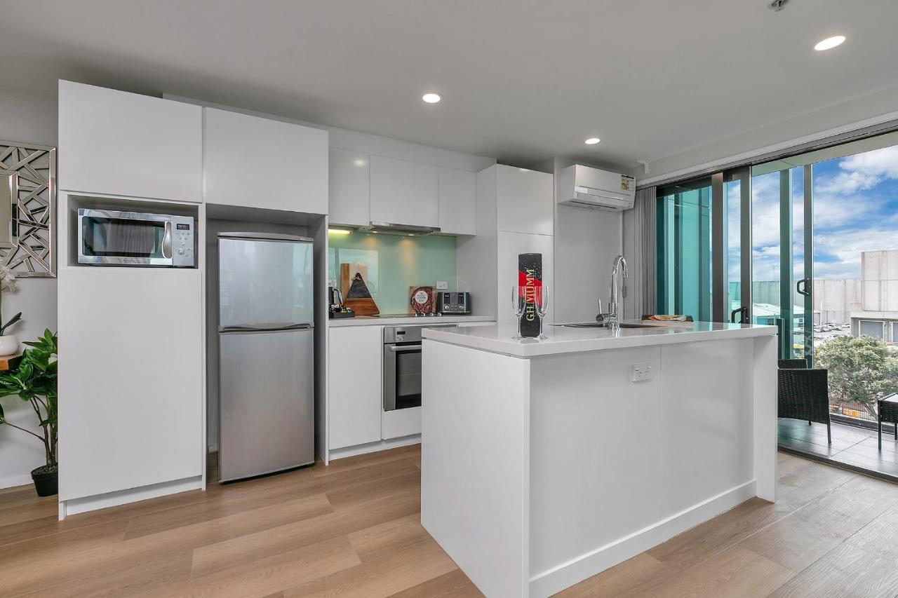 Your Renovated Retreat + Cp Auckland Exterior photo
