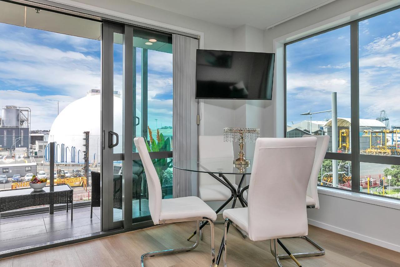 Your Renovated Retreat + Cp Auckland Exterior photo