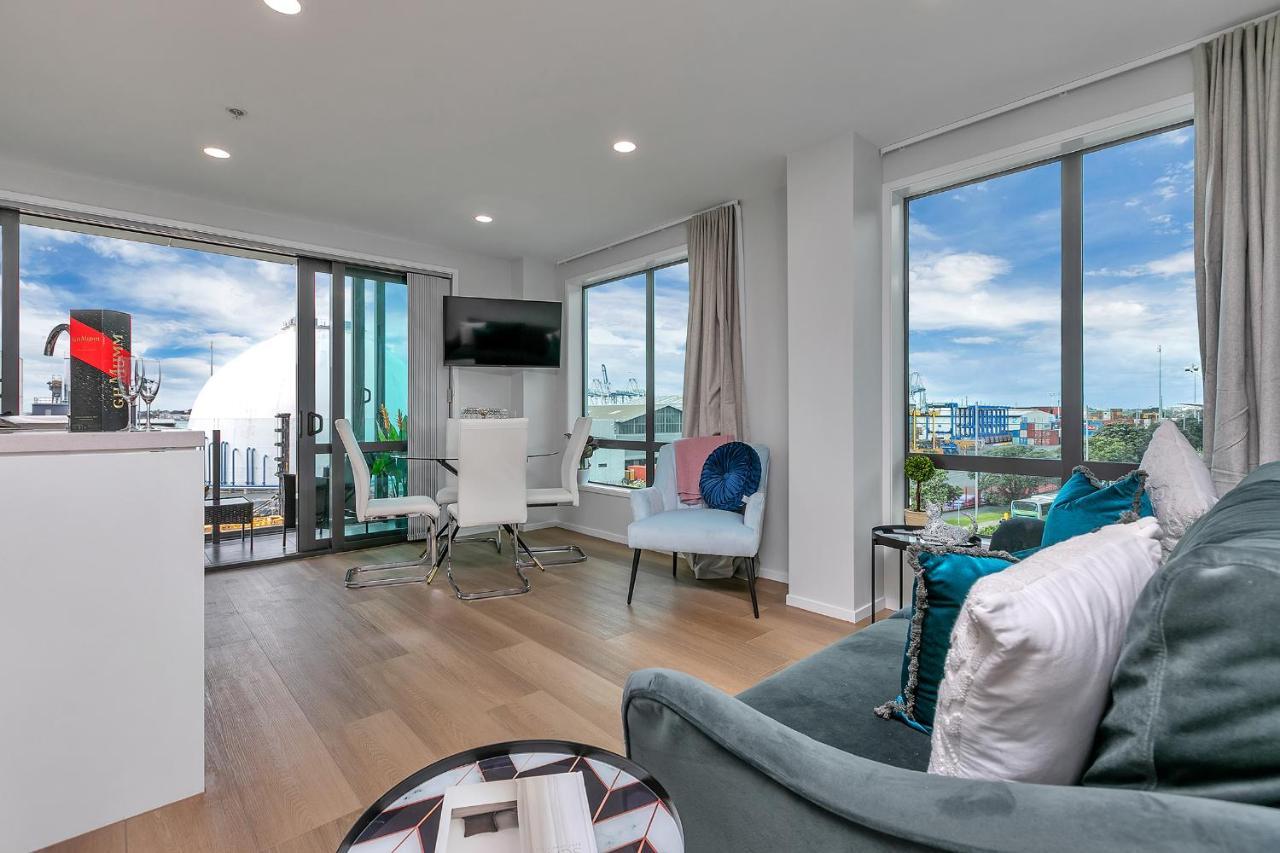 Your Renovated Retreat + Cp Auckland Exterior photo