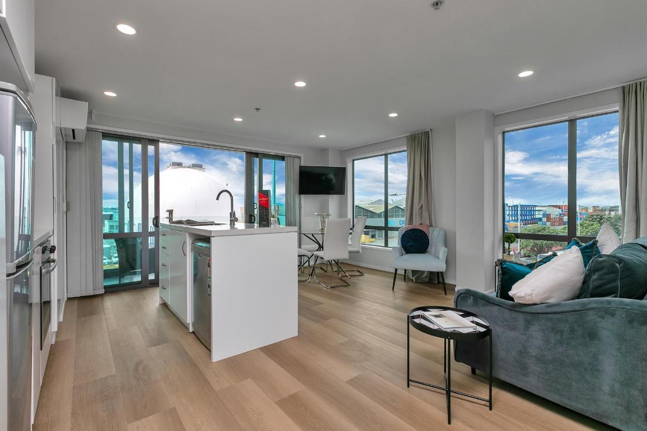 Your Renovated Retreat + Cp Auckland Exterior photo